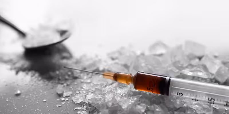 uyusturucu cesitleri gorseli metamfetamin