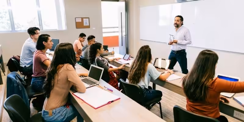 akademisyen disiplin cezalari dava