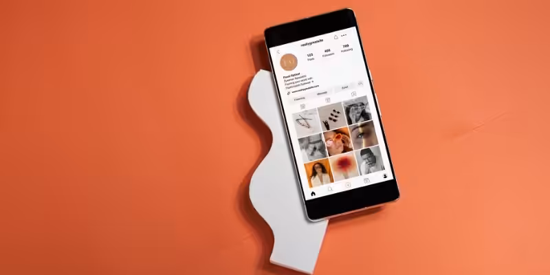 sosyal medya paylasimlari nedeniyle disiplin cezasi kriterleri